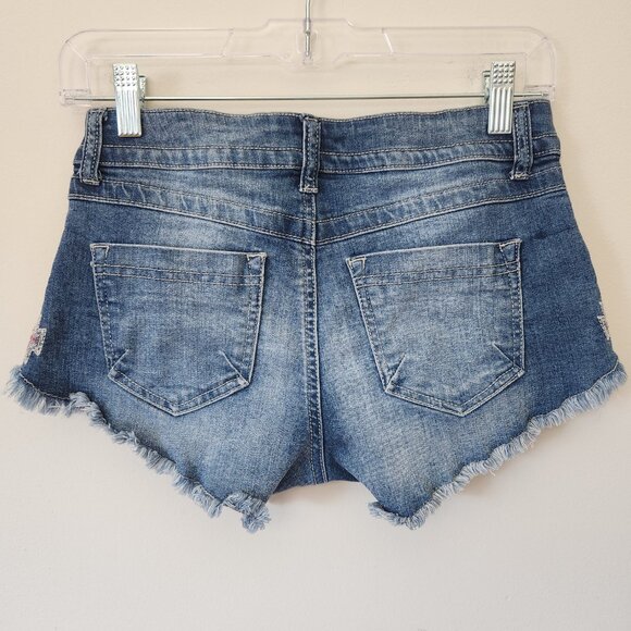 Harper Shorts Women Denim Distressed Low Rise Frayed Embroidered Jeans Size 26 - Picture 6 of 10